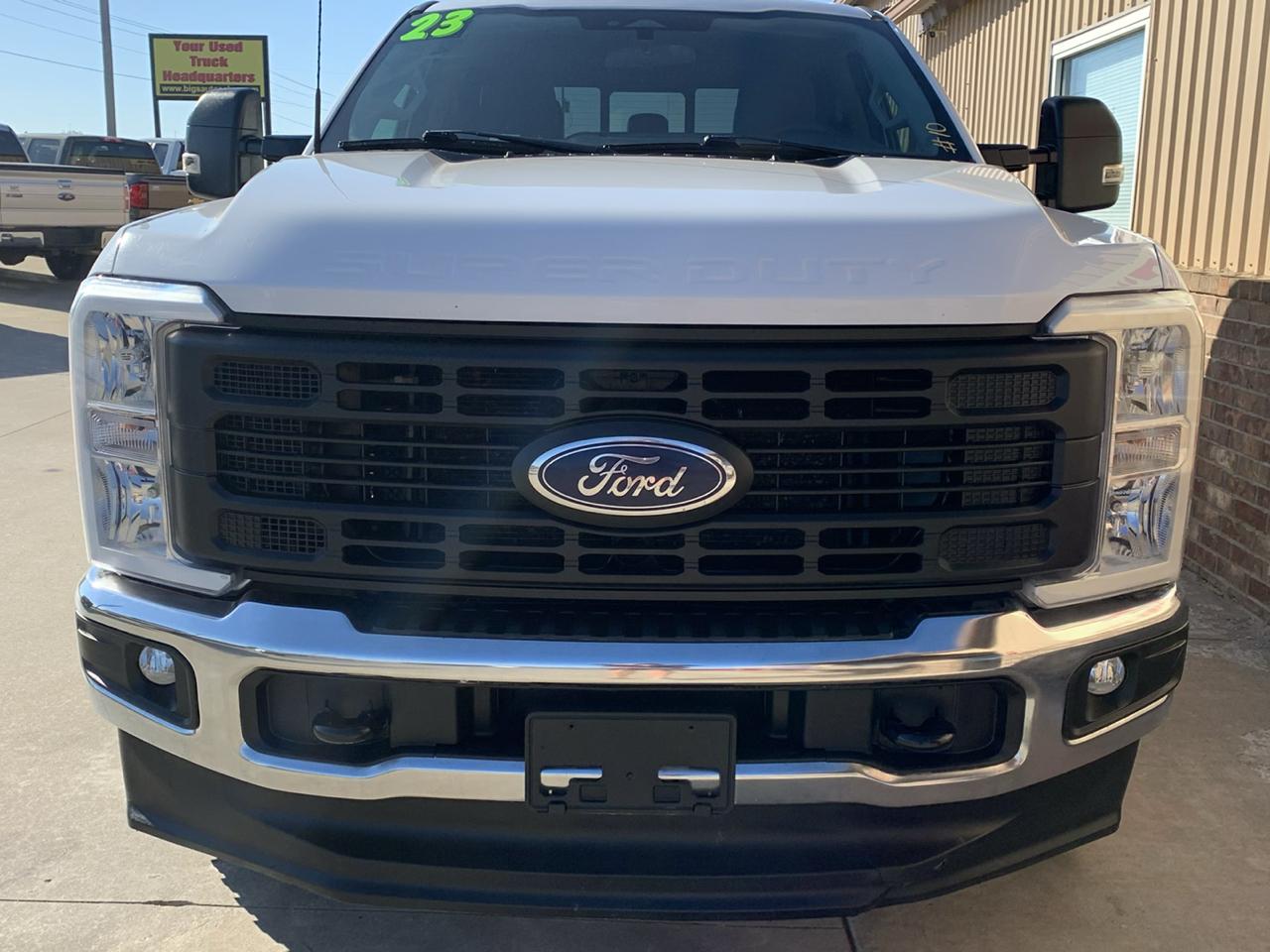 Ford Super Duty F-250 SRW XL 4WD Crew Cab 6.75' Box 2023