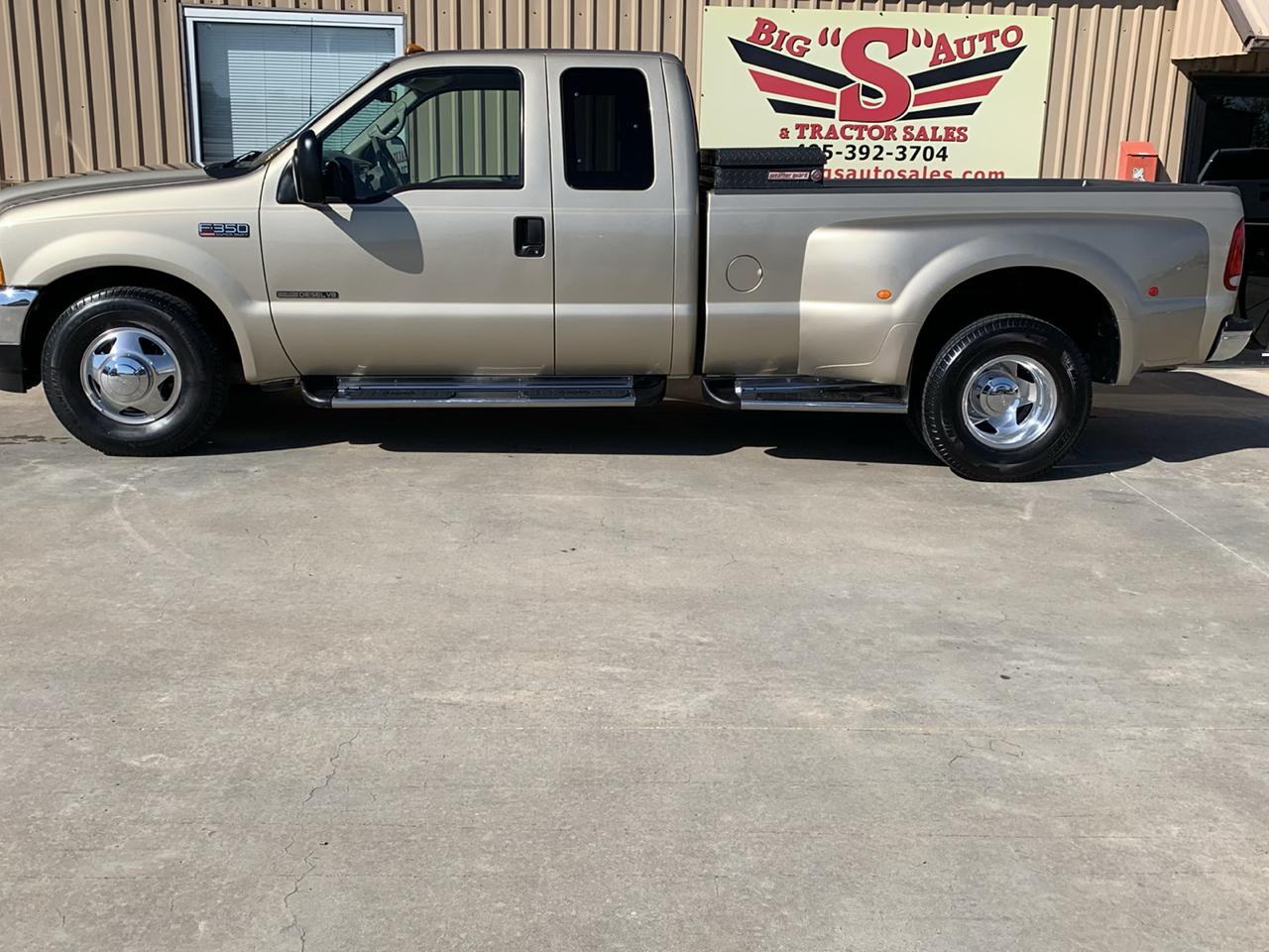 Ford Super Duty F-350 DRW Supercab 158" Lariat 2001