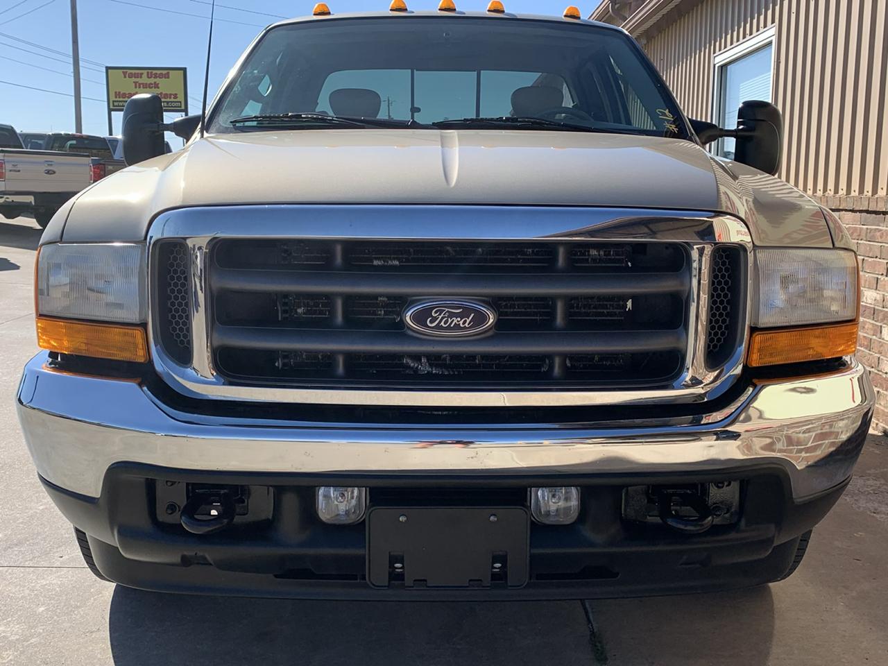 Ford Super Duty F-350 DRW Supercab 158" Lariat 2001