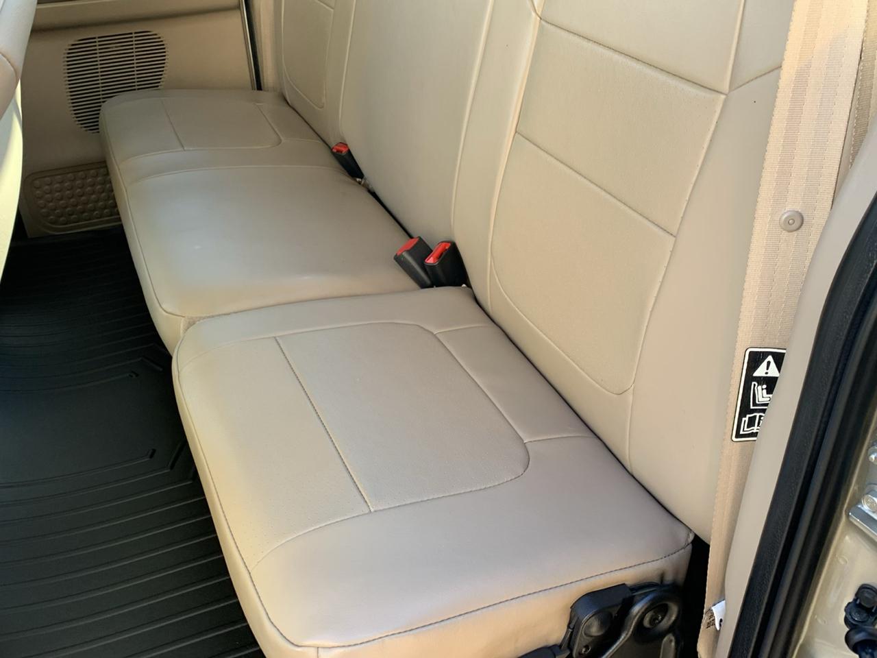 Ford Super Duty F-350 DRW Supercab 158" Lariat 2001