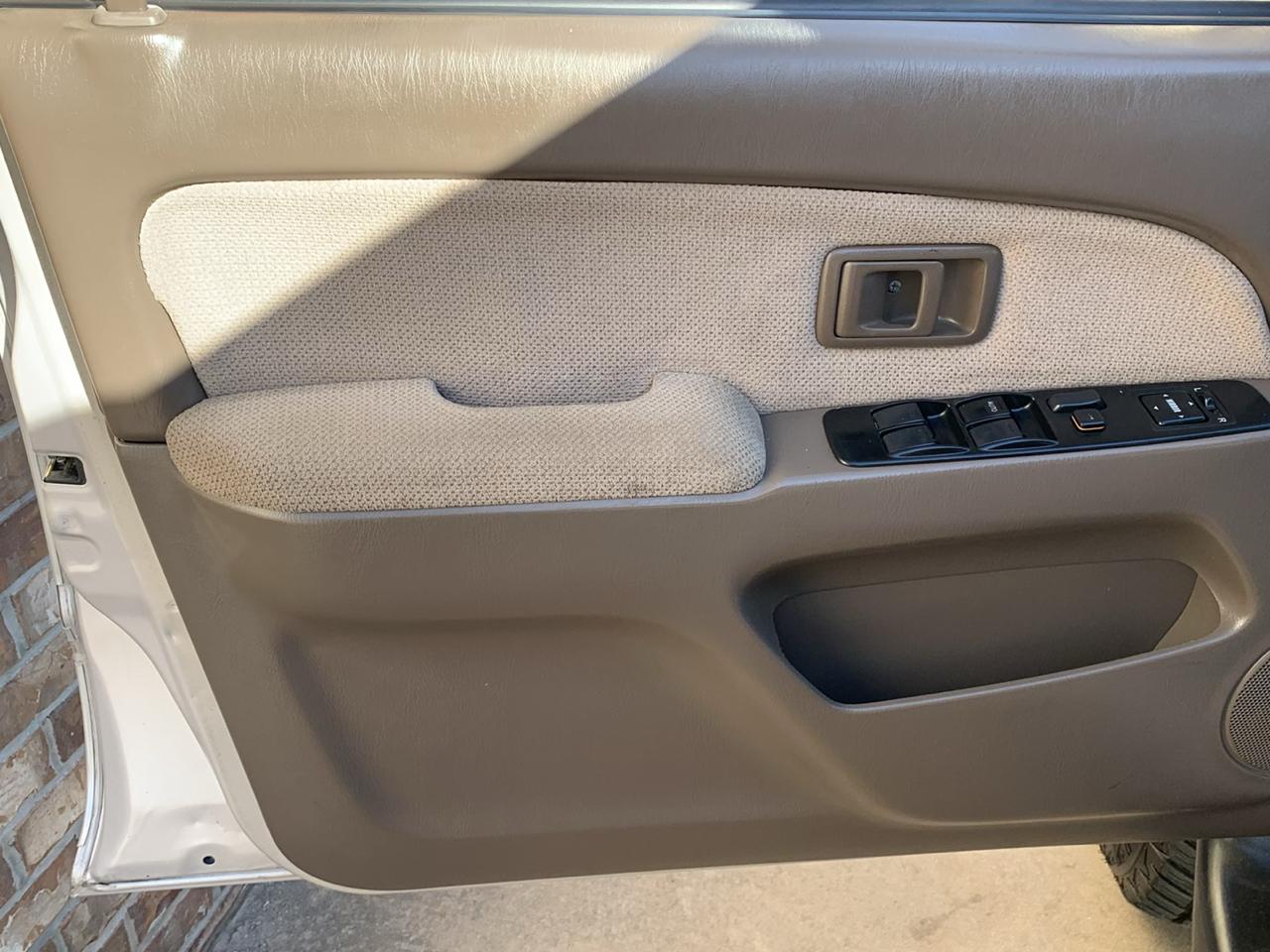 Toyota 4Runner 4dr SR5 3.4L Auto 4WD 1998