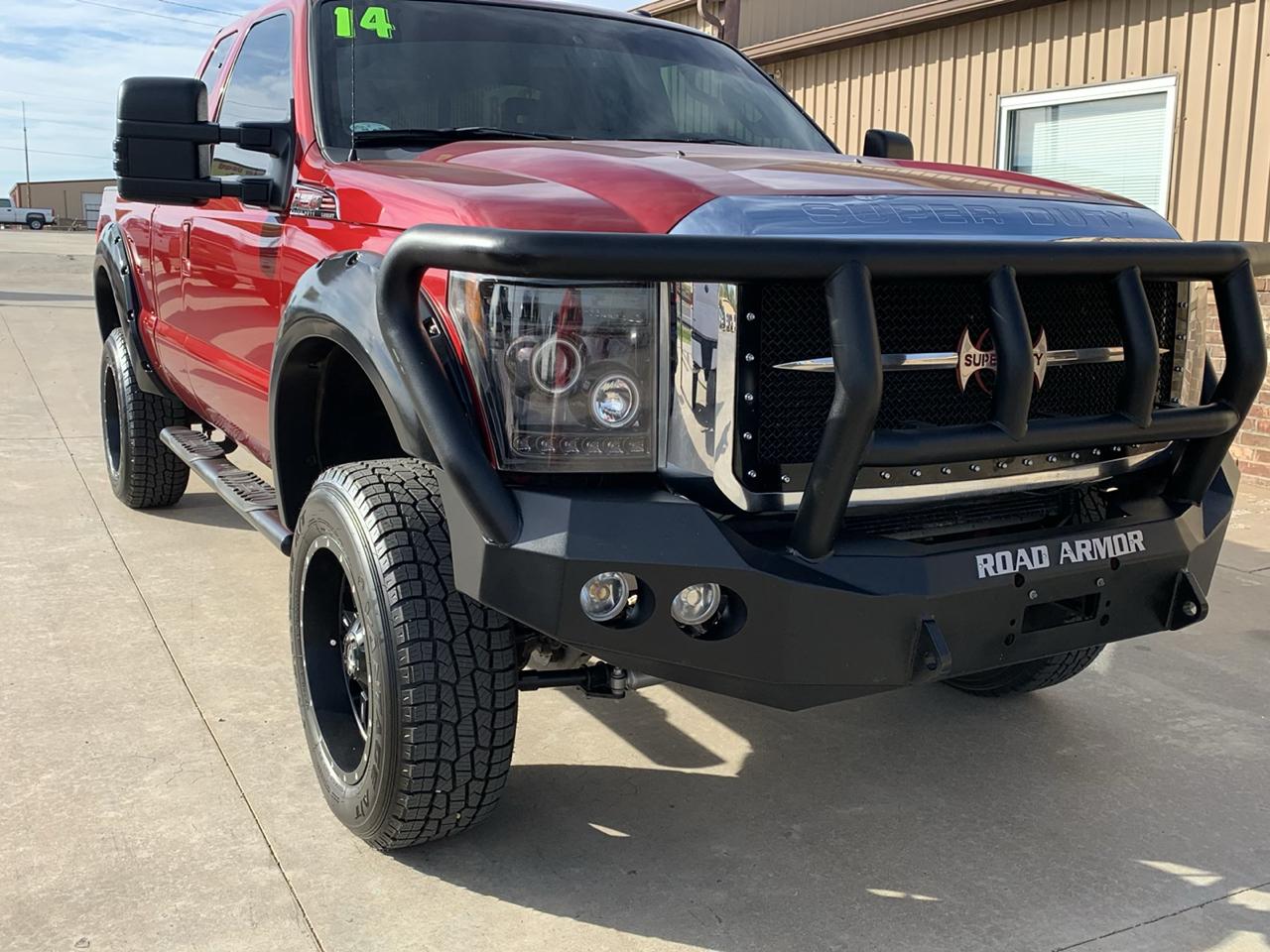2014 Ford Super Duty F-250 SRW 4WD SuperCab 142" Lariat