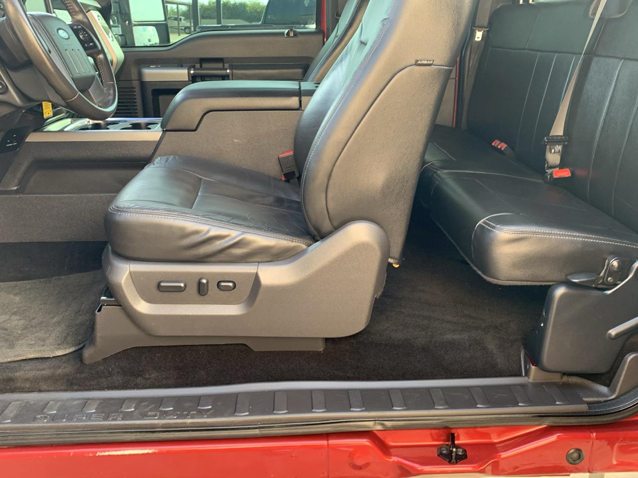 Ford Super Duty F-250 SRW 4WD SuperCab 142" Lariat 2014