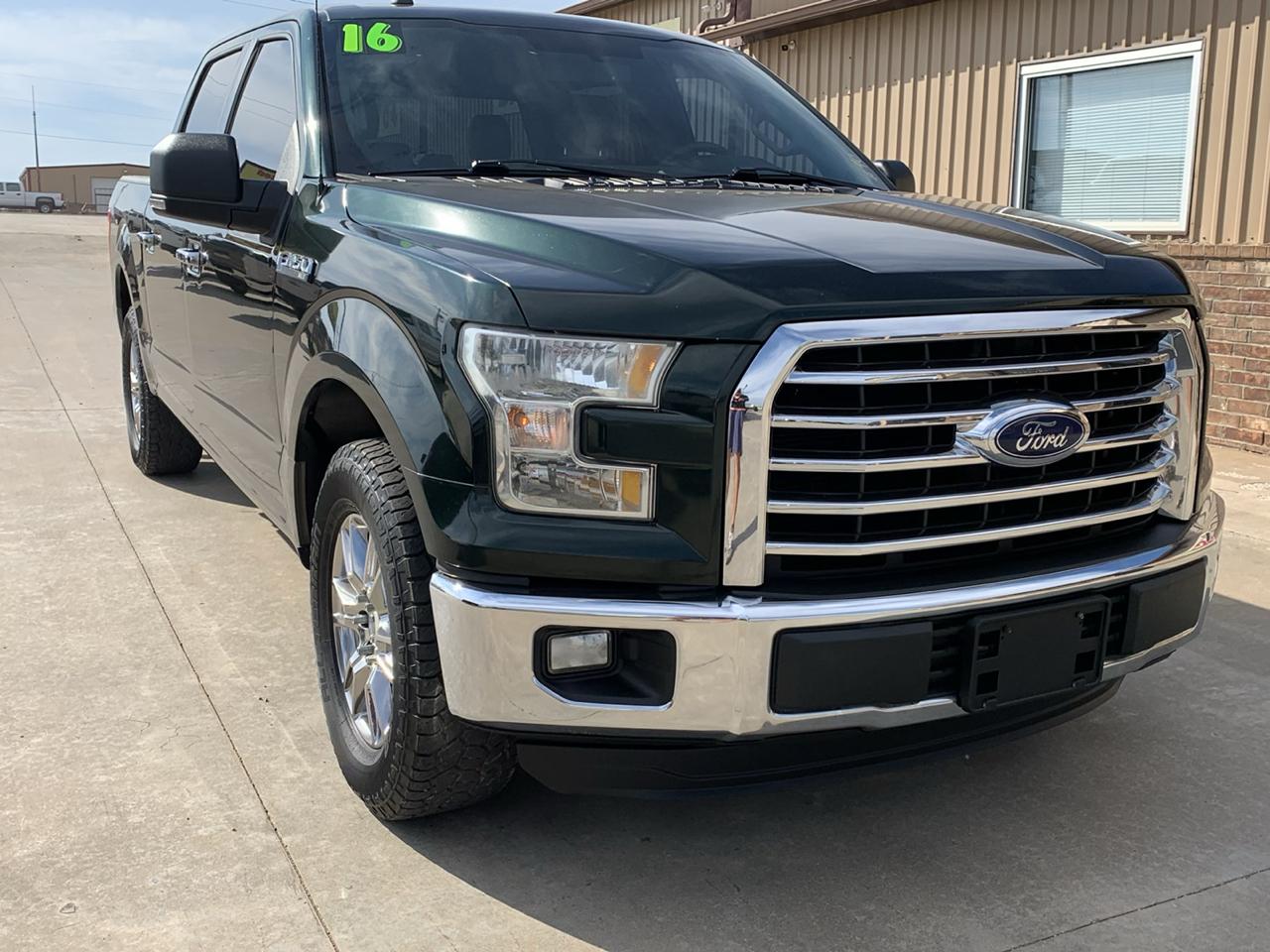 Ford F-150 2WD SuperCrew 139" XLT 2016