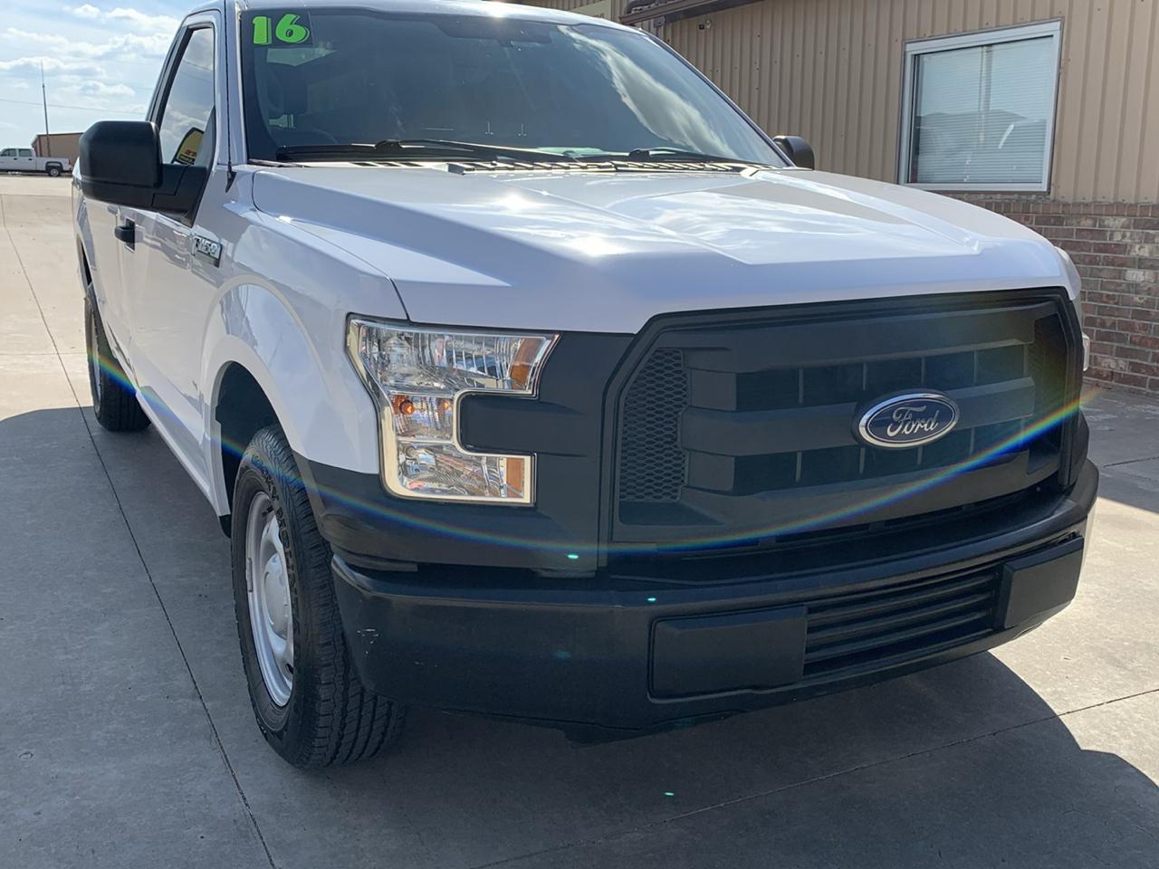 Ford F-150 2WD Reg Cab 141" XL 2016