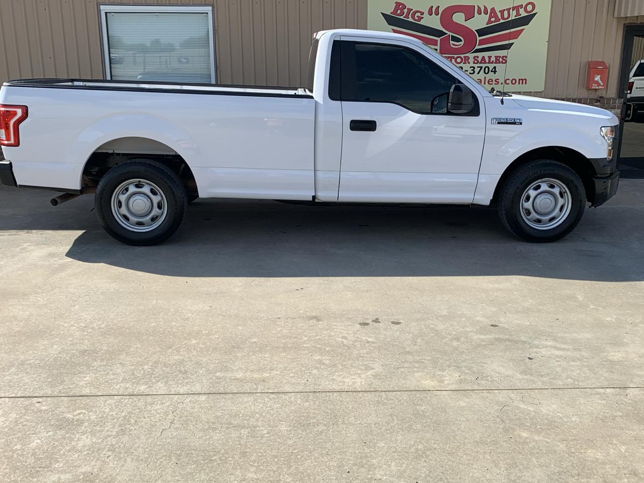 Ford F-150 2WD Reg Cab 141" XL 2016
