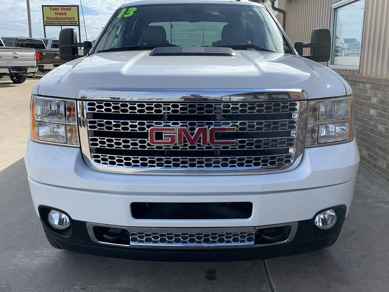 GMC Sierra 2500HD 4WD Crew Cab 153.7" Denali 2013