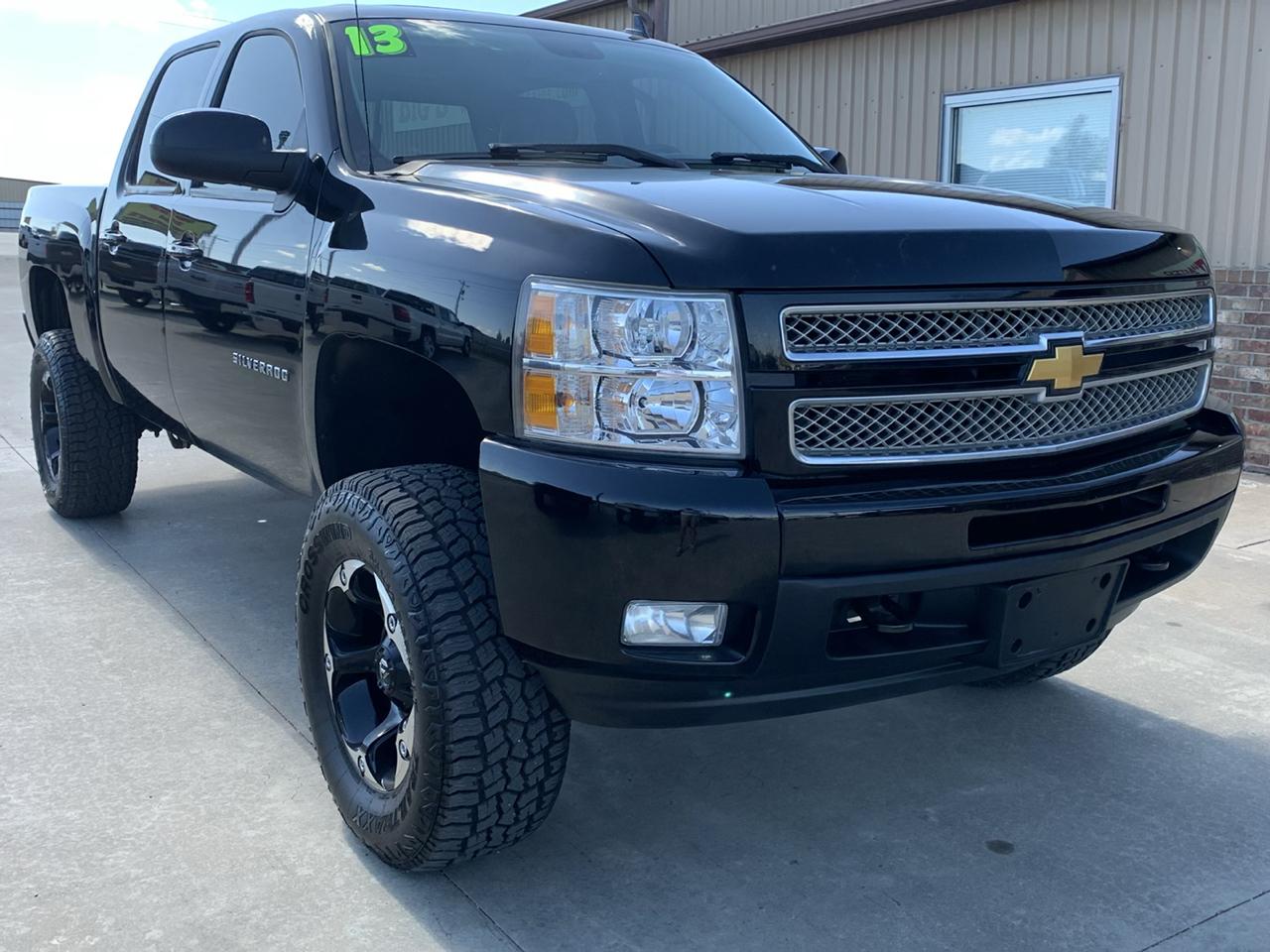 2013 Chevrolet Silverado 1500 4WD Crew Cab 143.5" LTZ