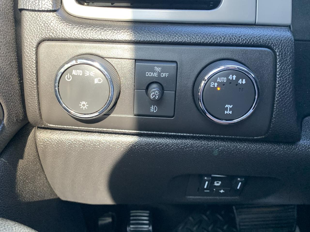 Chevrolet Silverado 1500 4WD Crew Cab 143.5" LTZ 2013