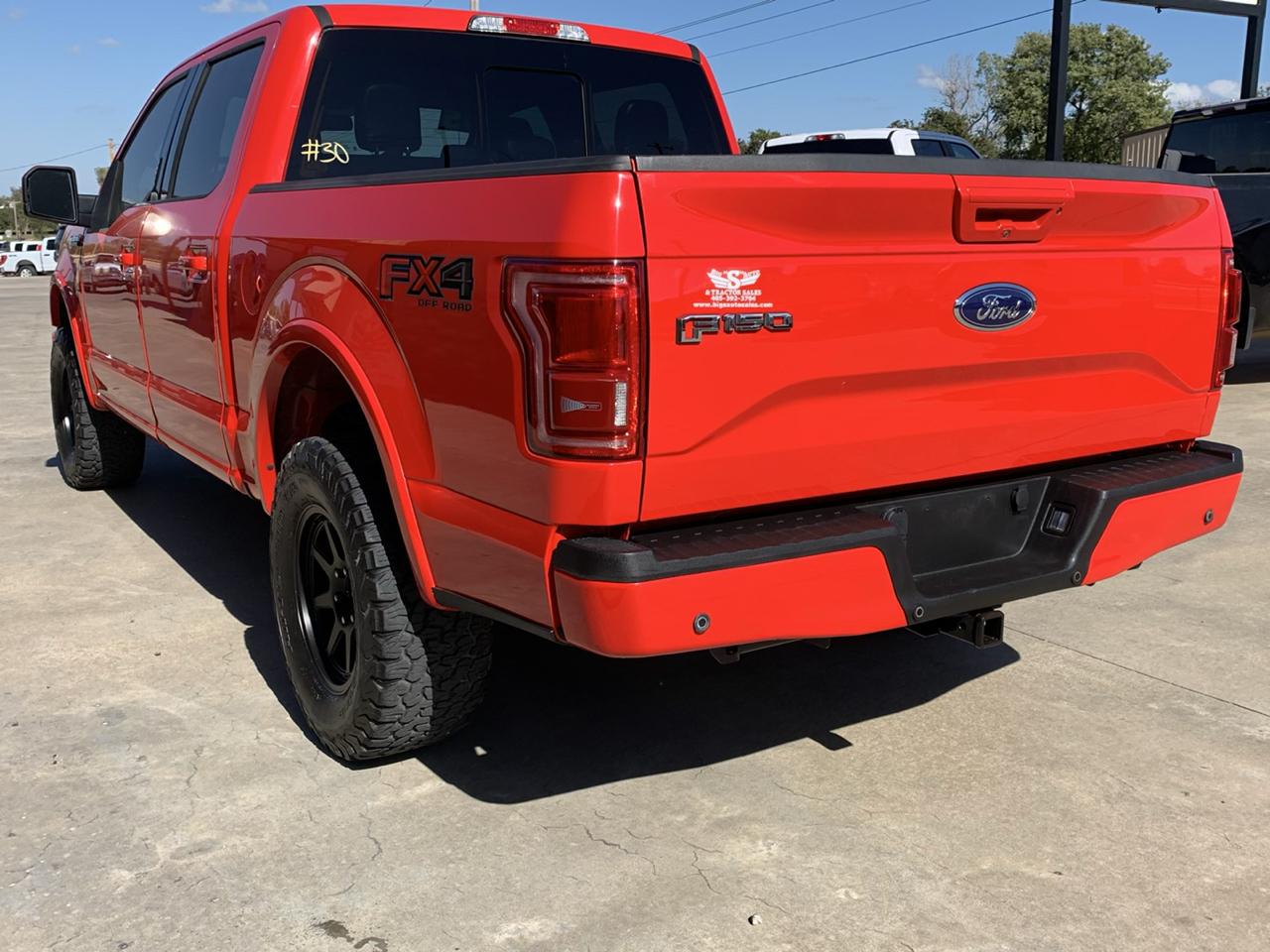 Ford F-150 4WD SuperCrew 139" Lariat 2015