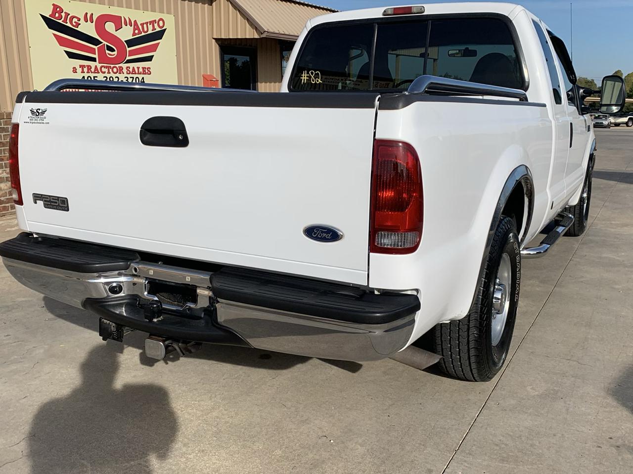 Ford Super Duty F-250 Supercab 142" Lariat 2001