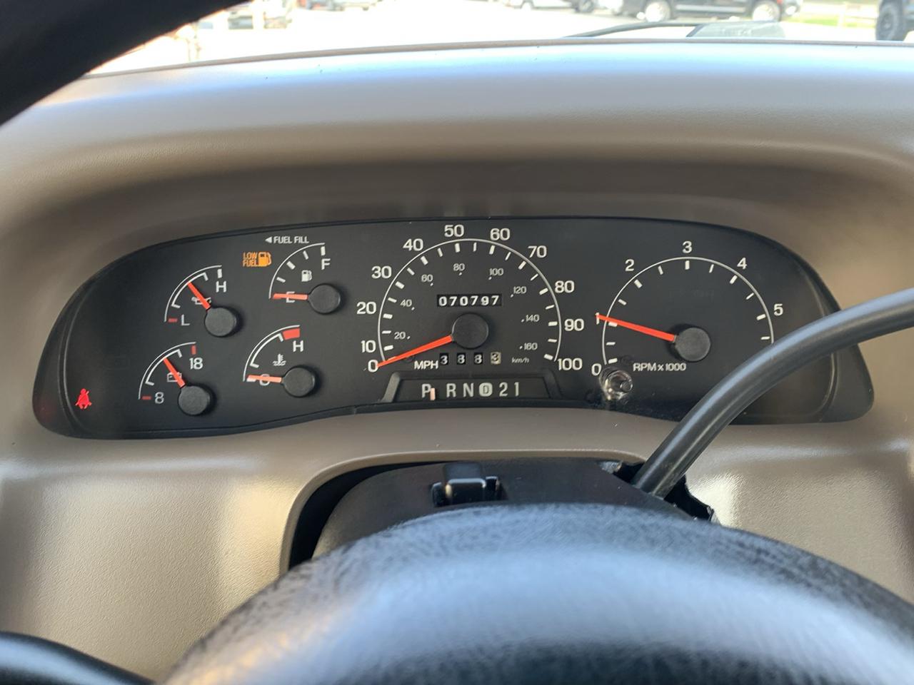 Ford Super Duty F-250 Supercab 142" Lariat 2001