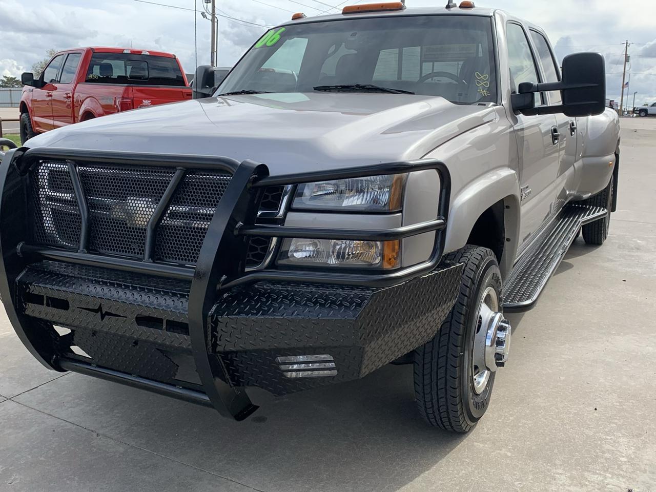 Chevrolet Silverado 3500 Crew Cab 167" WB 4WD DRW LT2 2006