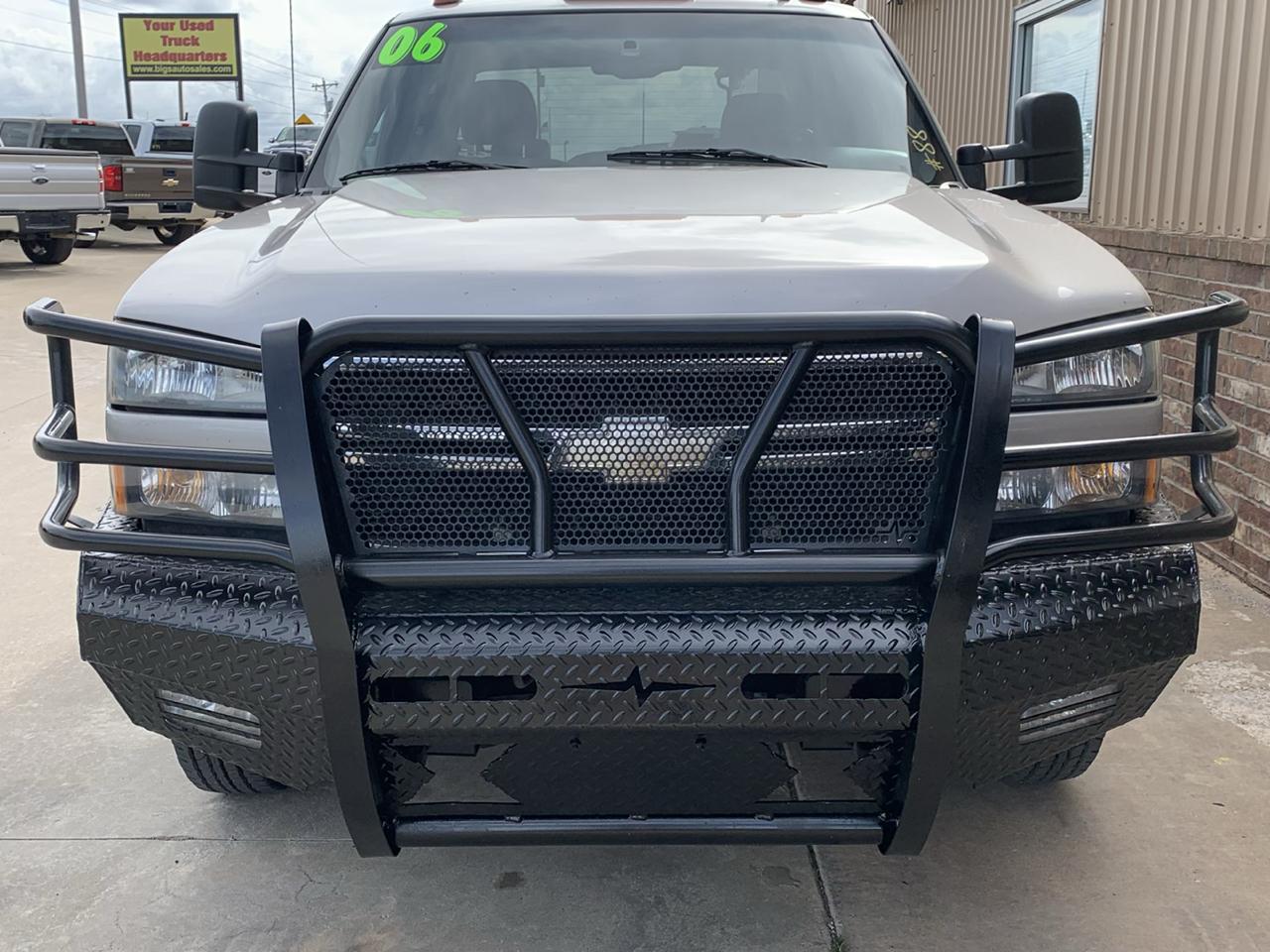 Chevrolet Silverado 3500 Crew Cab 167" WB 4WD DRW LT2 2006