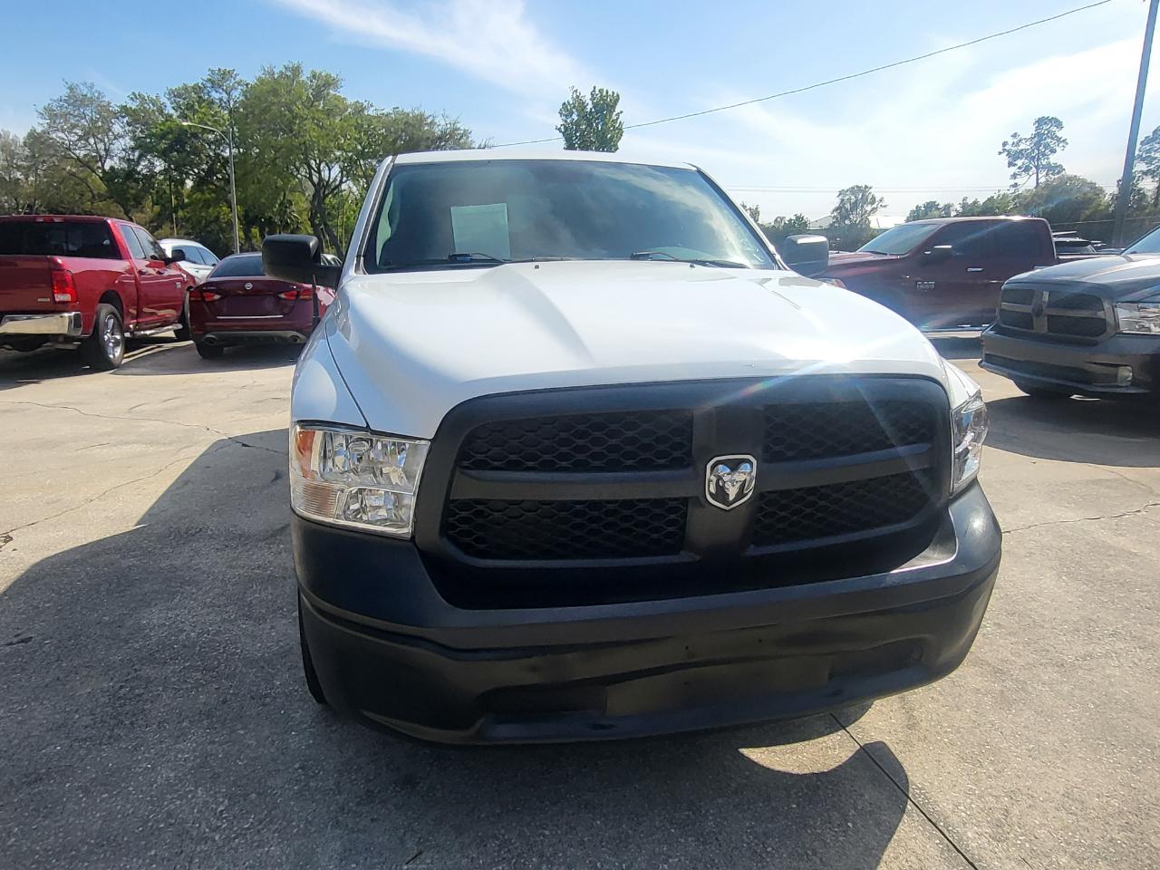 RAM 1500 Tradesman Quad Cab 2WD 2017