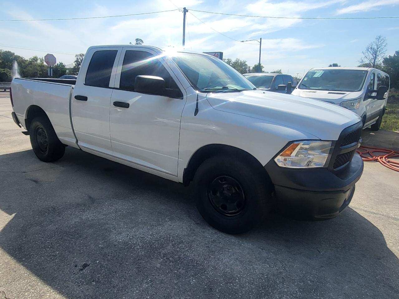 RAM 1500 Tradesman Quad Cab 2WD 2017