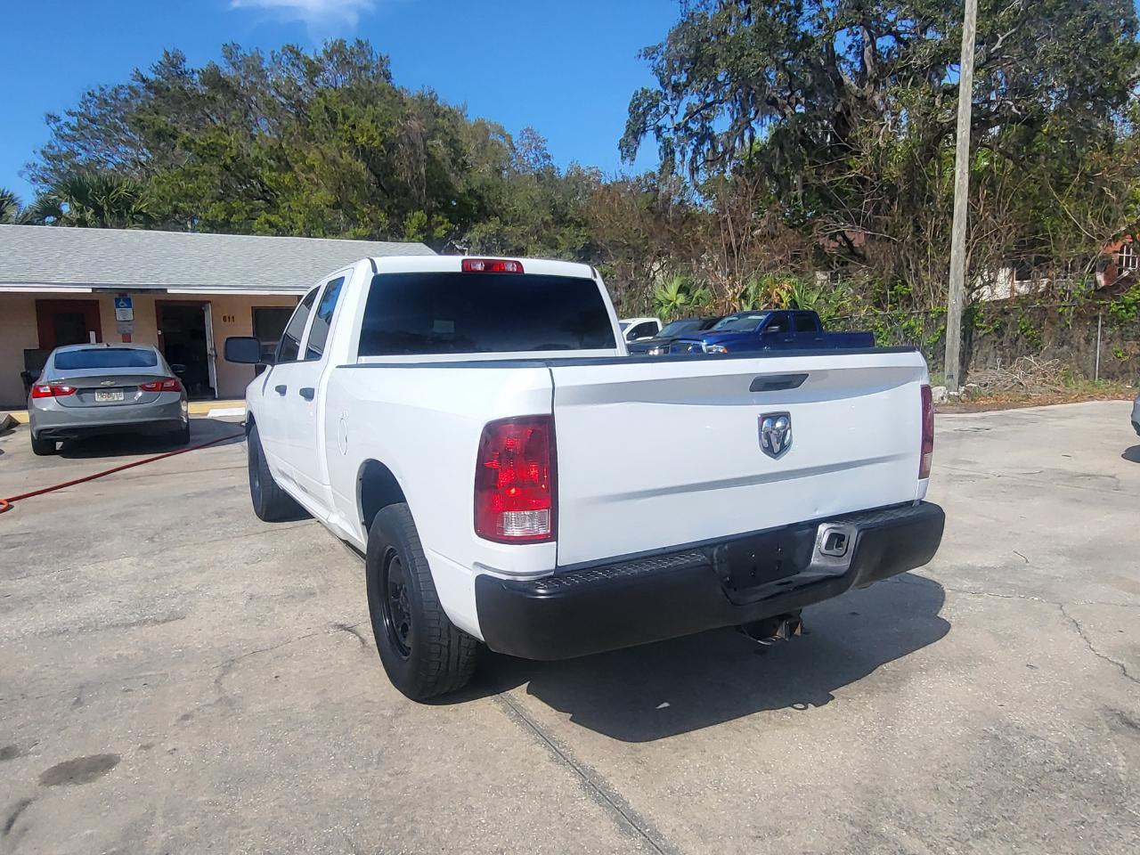 RAM 1500 Tradesman Quad Cab 2WD 2017