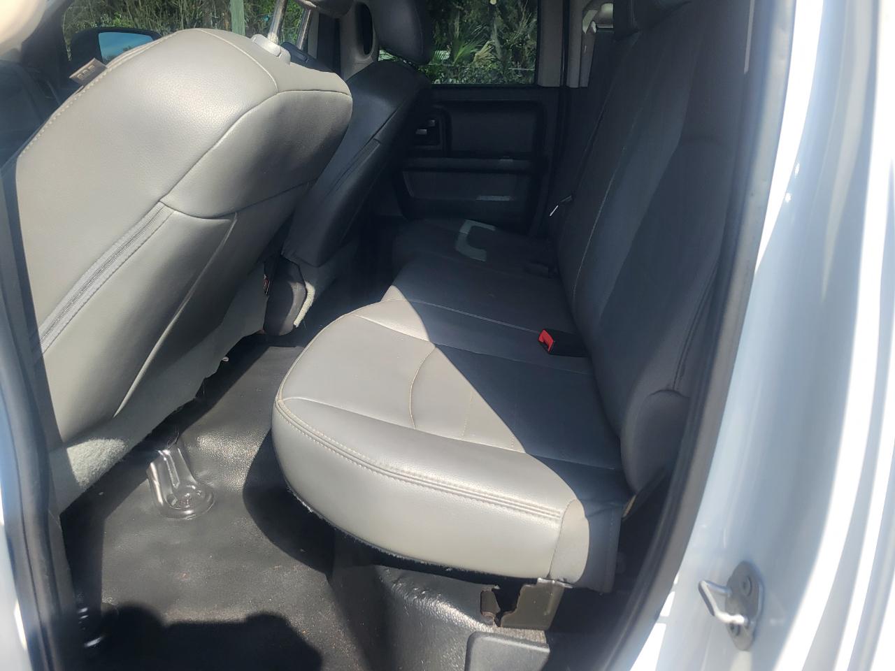 RAM 1500 Tradesman Quad Cab 2WD 2017