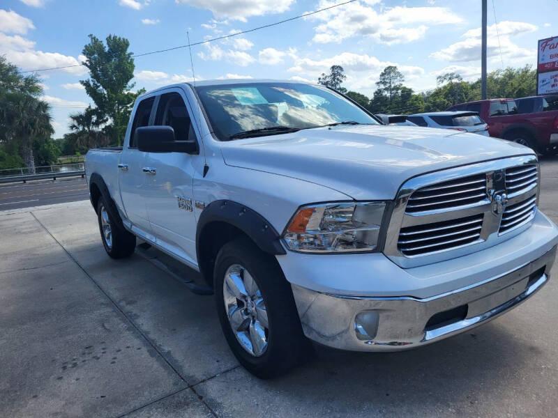RAM 1500 SLT Quad Cab 2WD 2016