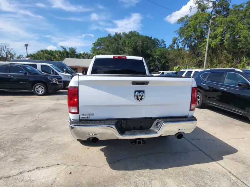 RAM 1500 SLT Quad Cab 2WD 2016