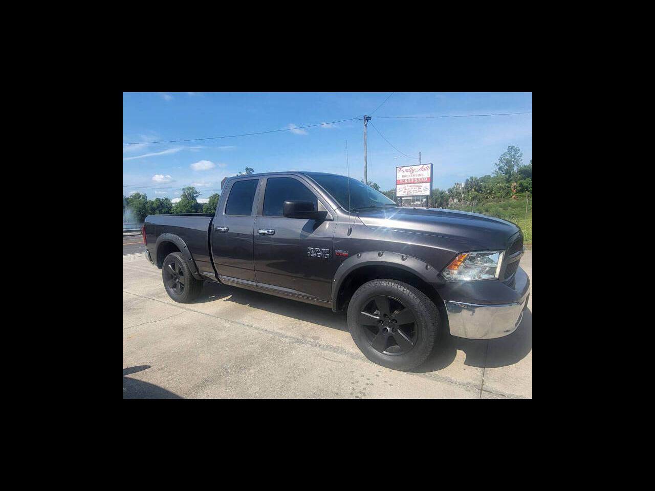 RAM 1500 SLT Quad Cab 2WD 2016