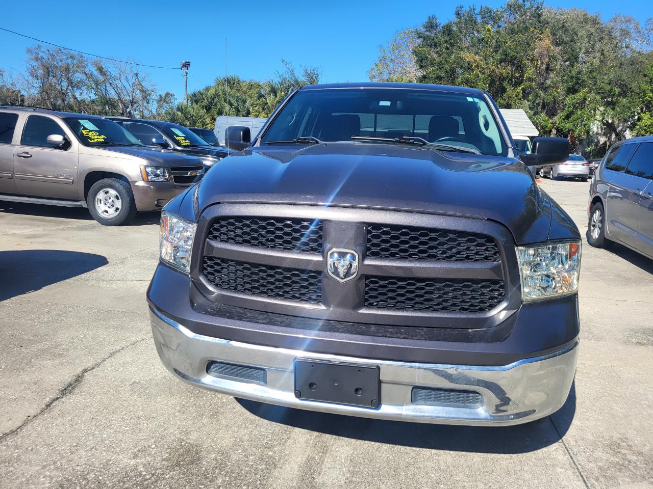 RAM 1500 SLT Quad Cab 2WD 2016