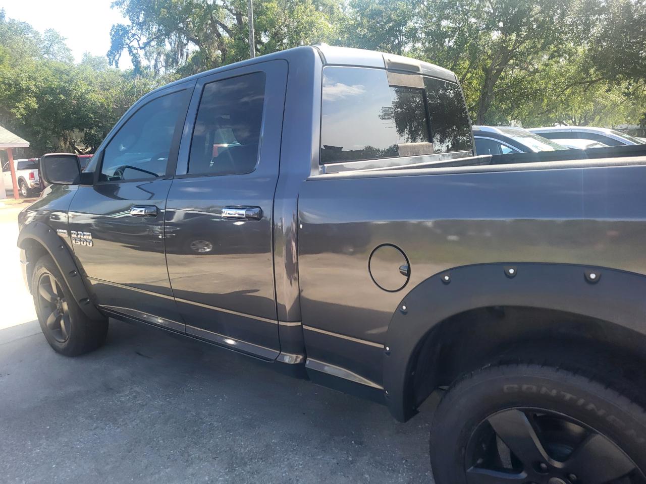 RAM 1500 SLT Quad Cab 2WD 2016