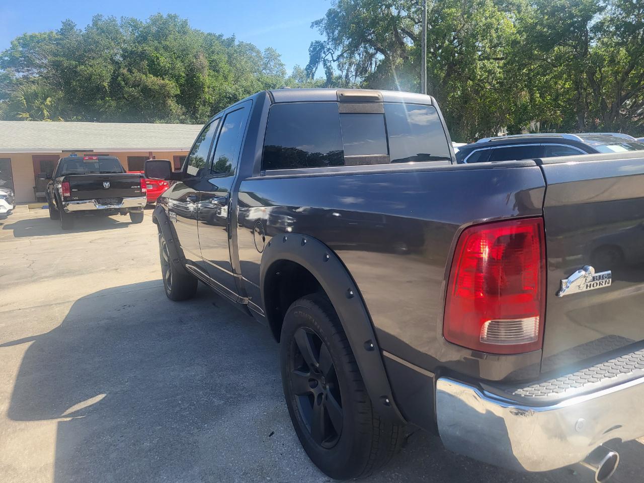 RAM 1500 SLT Quad Cab 2WD 2016