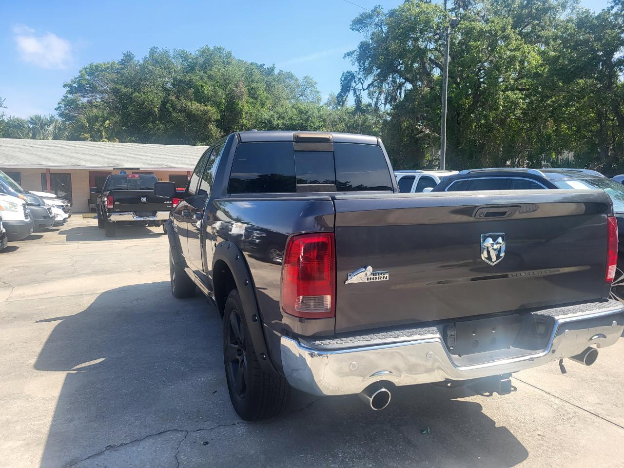RAM 1500 SLT Quad Cab 2WD 2016