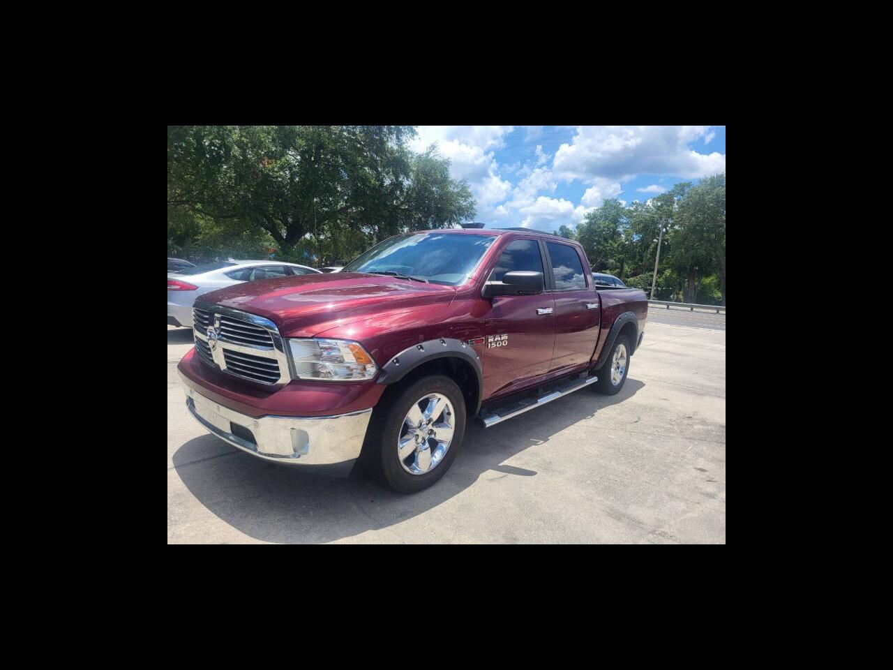 RAM 1500 SLT Crew Cab SWB 2WD 2016