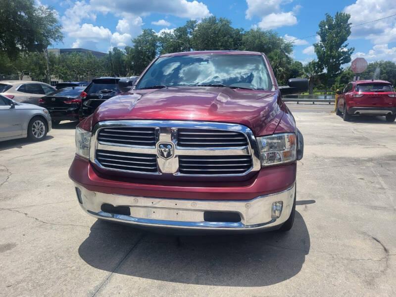 RAM 1500 SLT Crew Cab SWB 2WD 2016