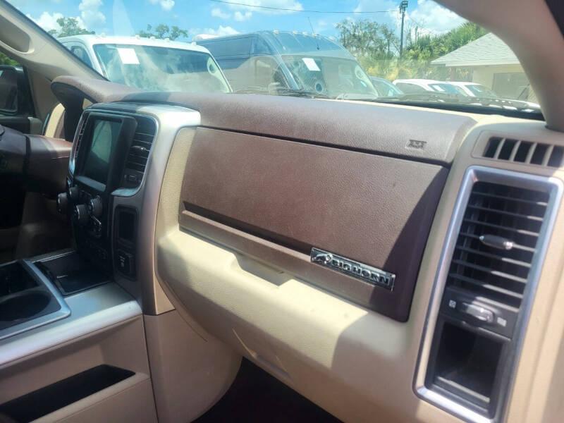 RAM 1500 SLT Crew Cab SWB 2WD 2016