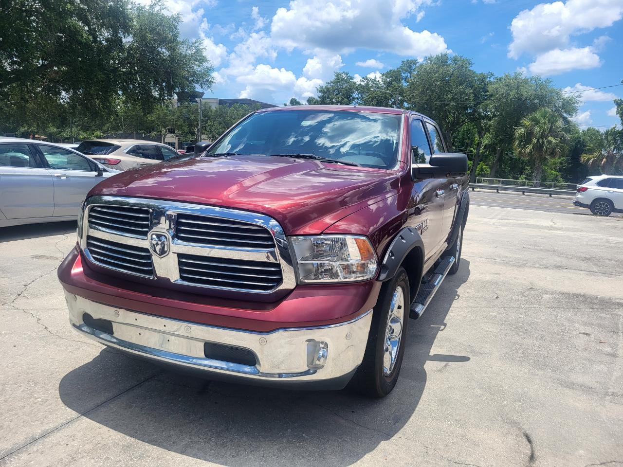 RAM 1500 SLT Crew Cab SWB 2WD 2016