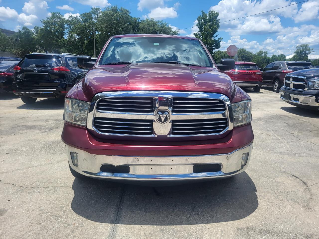 RAM 1500 SLT Crew Cab SWB 2WD 2016
