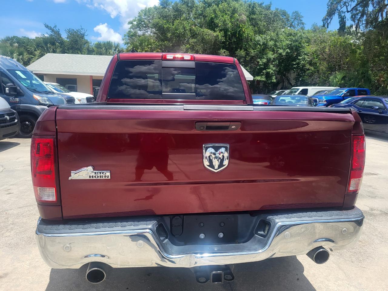 RAM 1500 SLT Crew Cab SWB 2WD 2016
