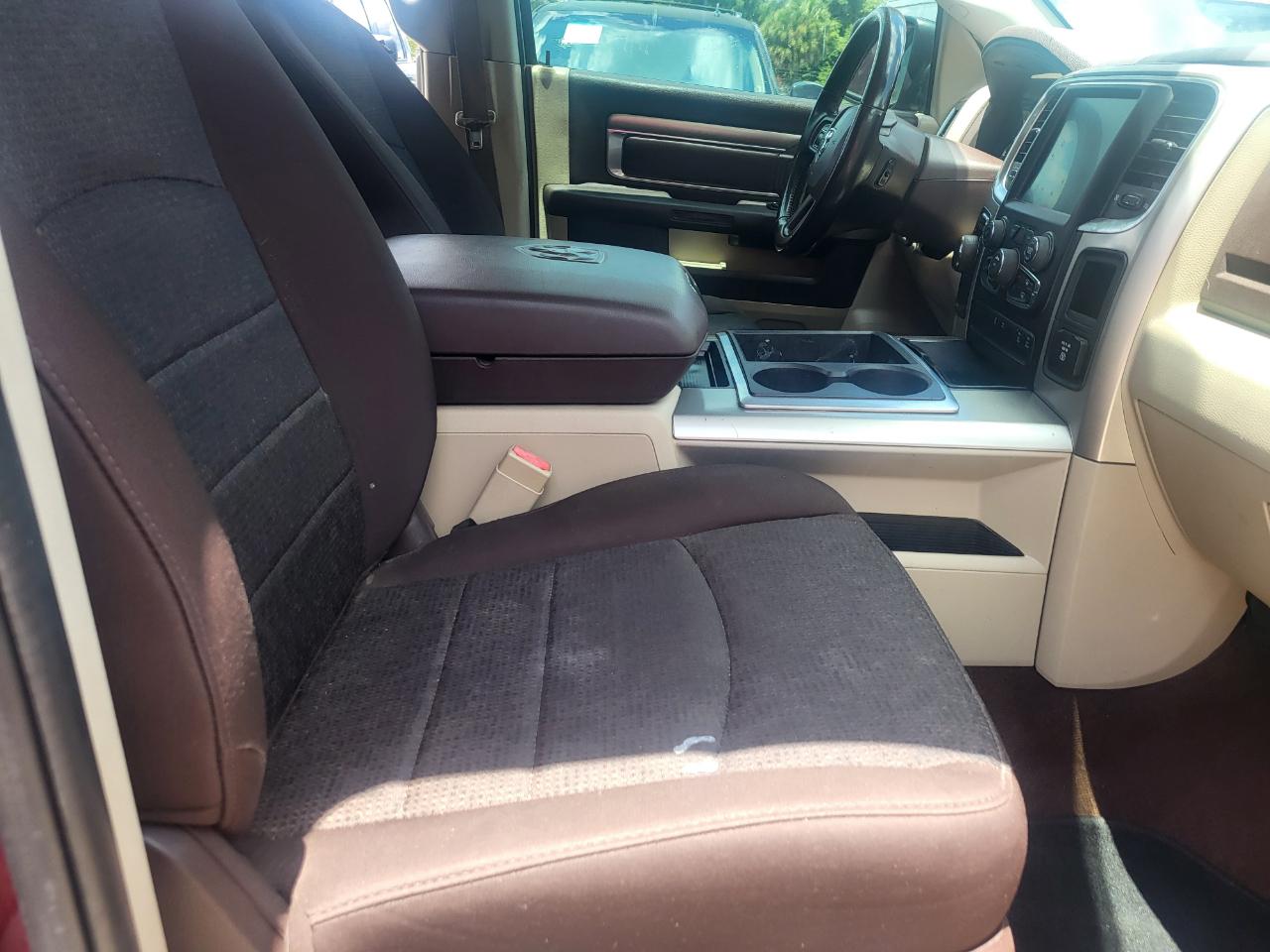 RAM 1500 SLT Crew Cab SWB 2WD 2016