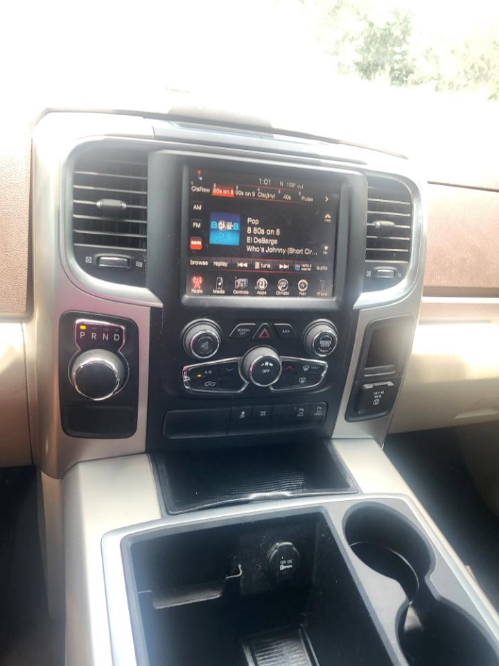 RAM 1500 SLT Crew Cab SWB 2WD 2016
