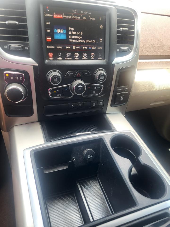 RAM 1500 SLT Crew Cab SWB 2WD 2016