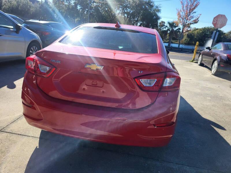 Chevrolet Cruze LT Auto 2018