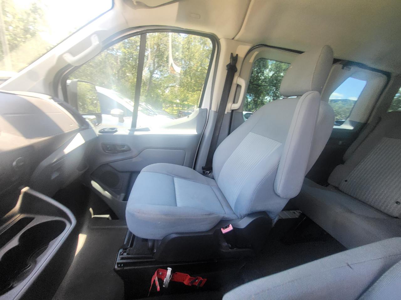 Ford Transit 350 Wagon Low Roof XL 60/40 Pass. 148-in. WB 2016