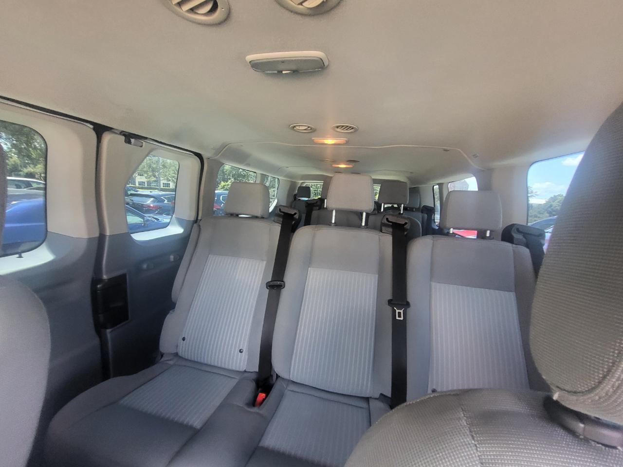 Ford Transit 350 Wagon Low Roof XL 60/40 Pass. 148-in. WB 2016