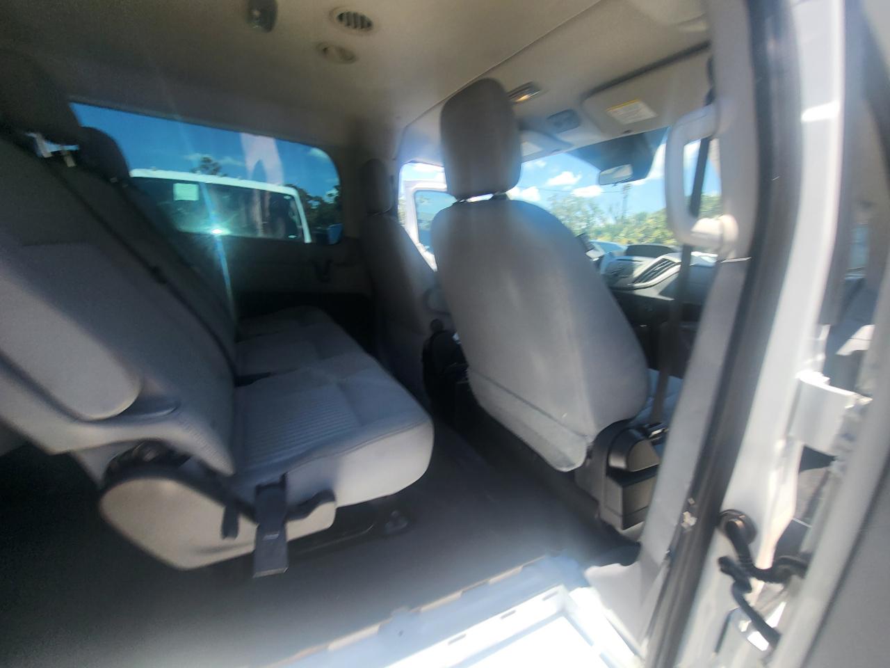 Ford Transit 350 Wagon Low Roof XL 60/40 Pass. 148-in. WB 2016