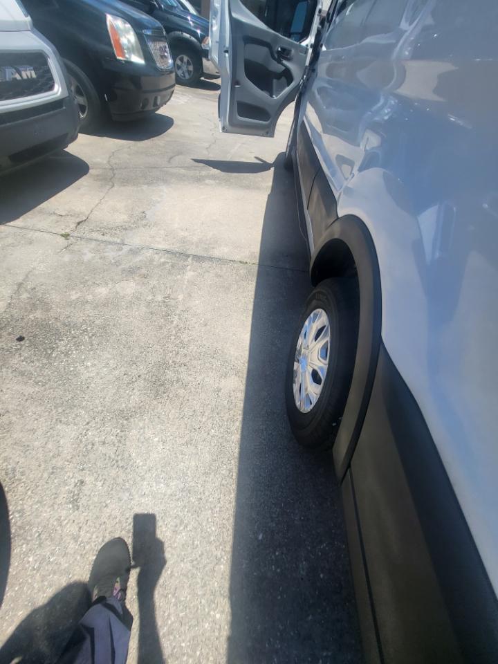 Ford Transit 350 Wagon Low Roof XL 60/40 Pass. 148-in. WB 2016
