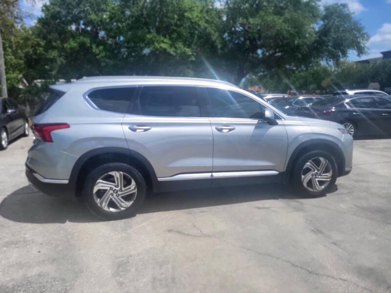 Hyundai Santa Fe SEL 2021