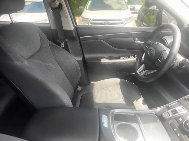 Hyundai Santa Fe SEL 2021