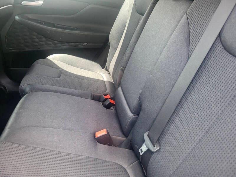 Hyundai Santa Fe SEL 2021