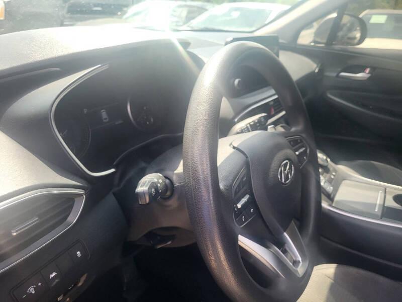 Hyundai Santa Fe SEL 2021