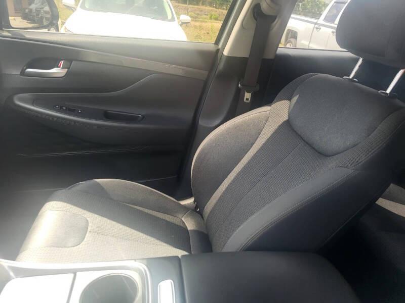 Hyundai Santa Fe SEL 2021