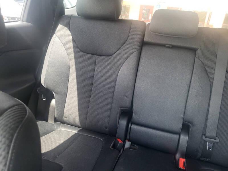 Hyundai Santa Fe SEL 2021