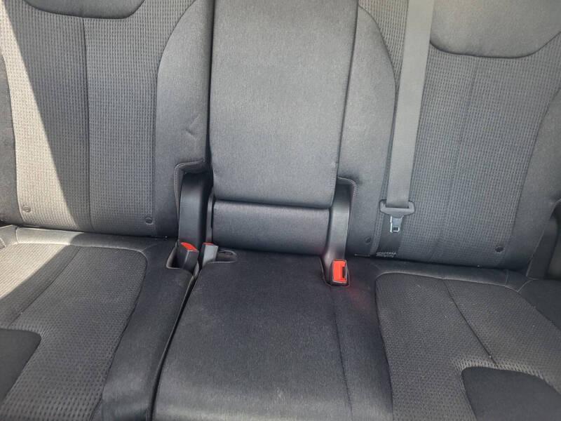 Hyundai Santa Fe SEL 2021